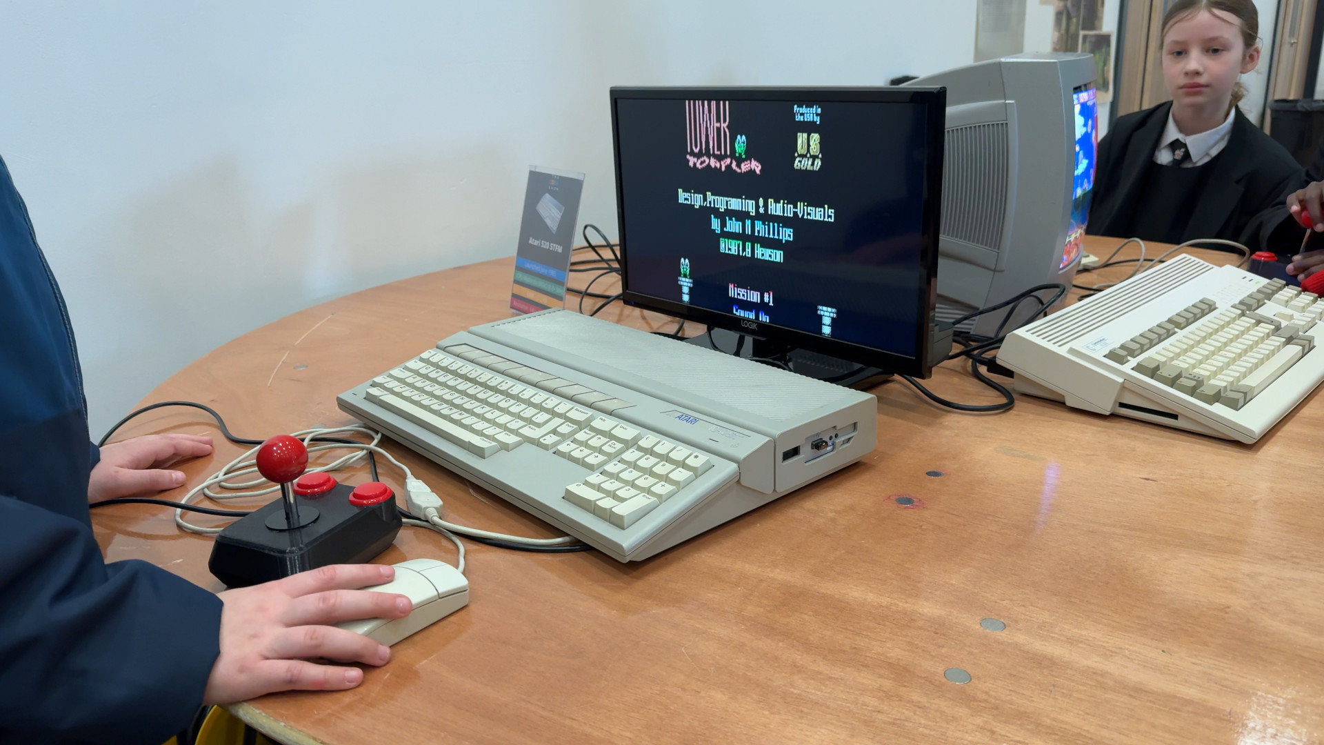 Students enjoying the Atari ST.